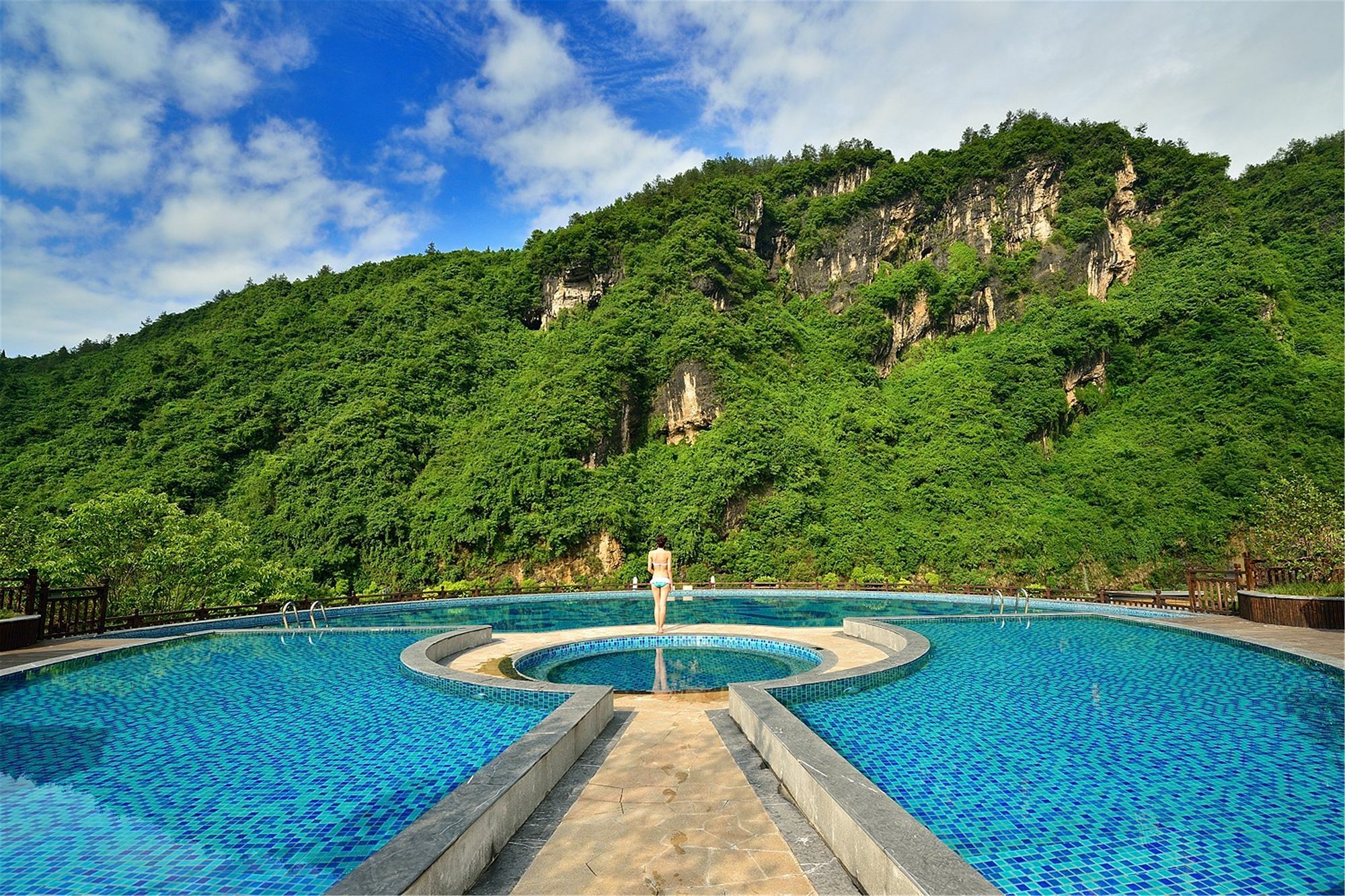 Harmona Resort & Spa Zhangjiajie Exterior photo